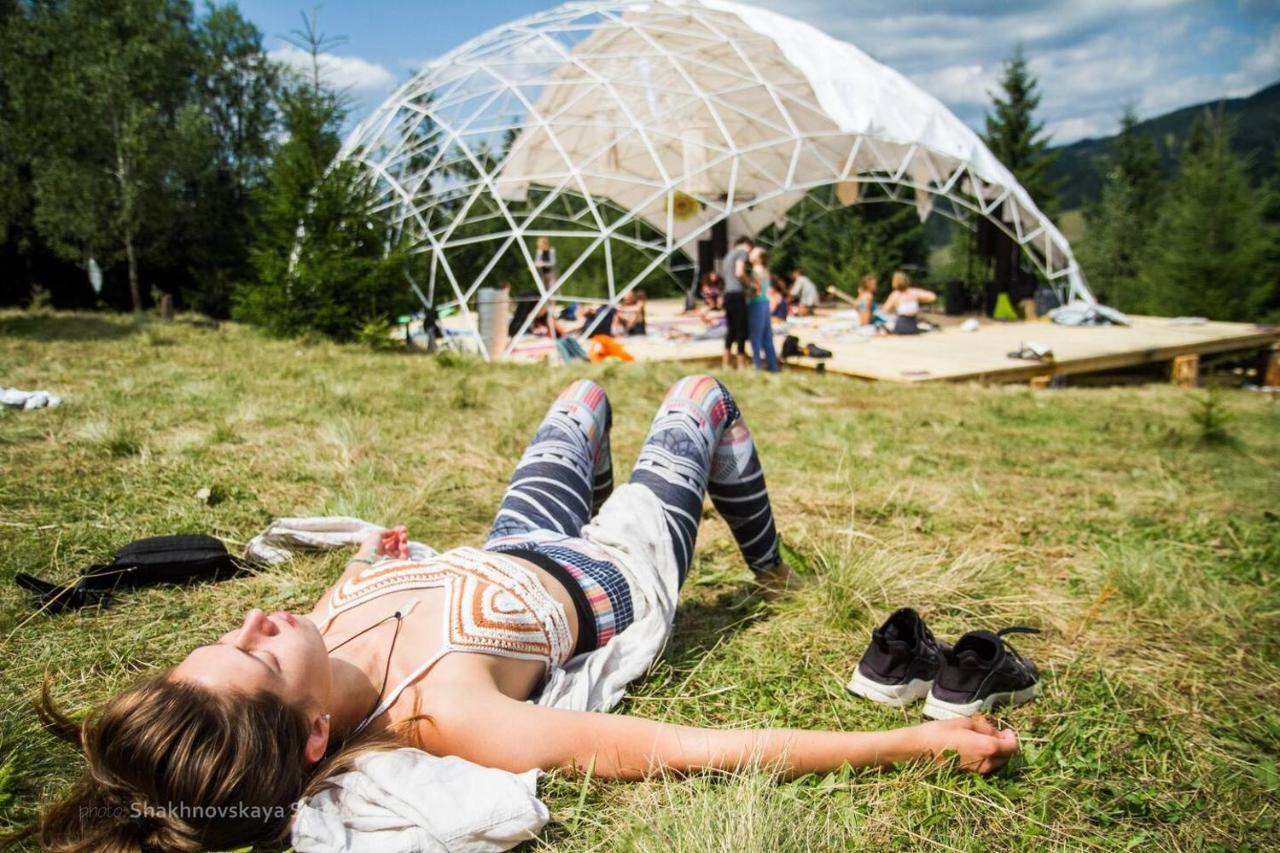 Eco Glamping - Carpathians. Retreat Hub Dzin Space Verhovîna Exterior foto