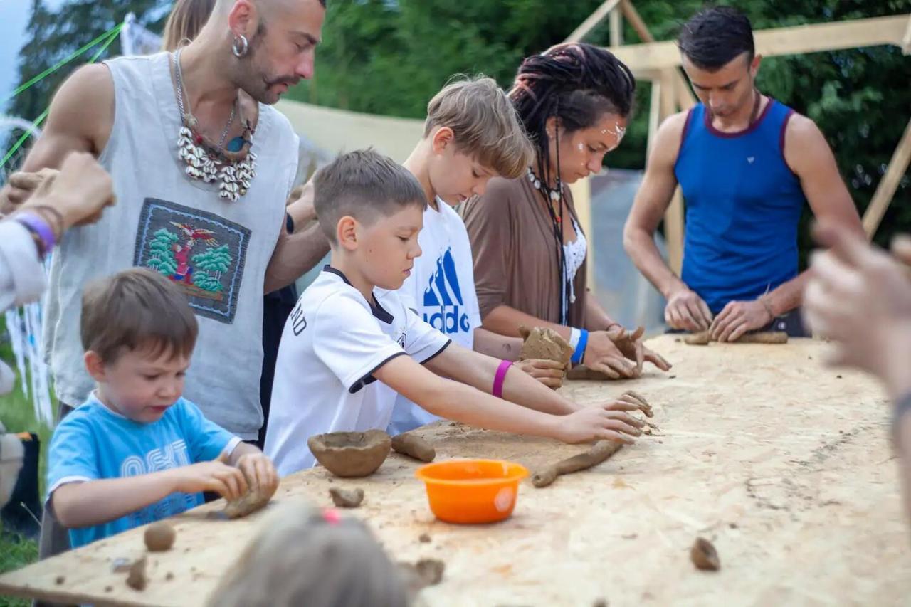 Eco Glamping - Carpathians. Retreat Hub Dzin Space Verhovîna Exterior foto
