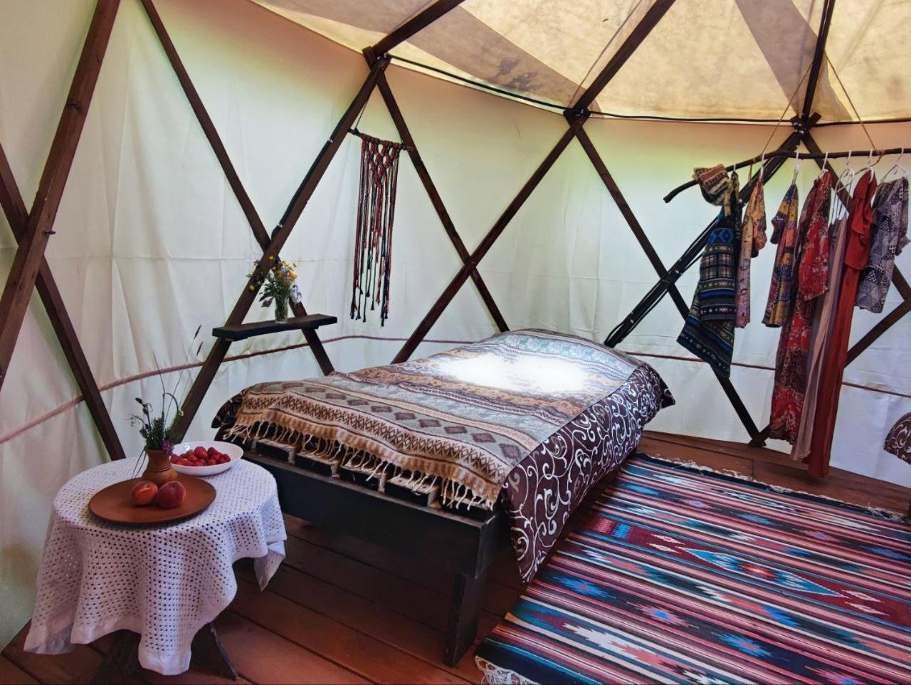 Eco Glamping - Carpathians. Retreat Hub Dzin Space Verhovîna Exterior foto